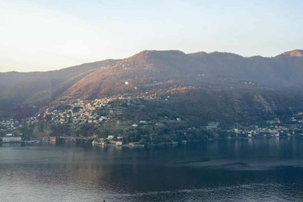 Grazioso Appartamento Sul Lago Blevio Exterior photo